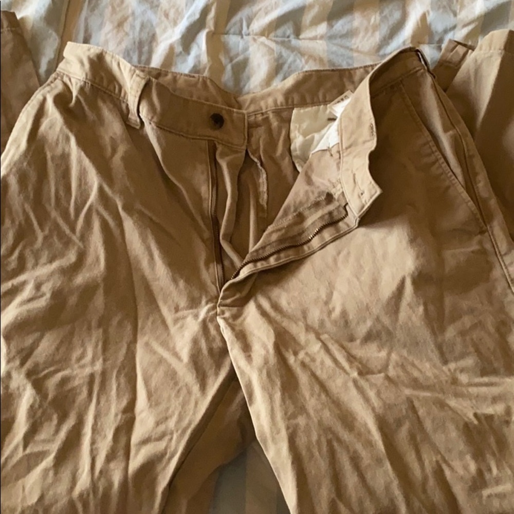 Men’s khakis